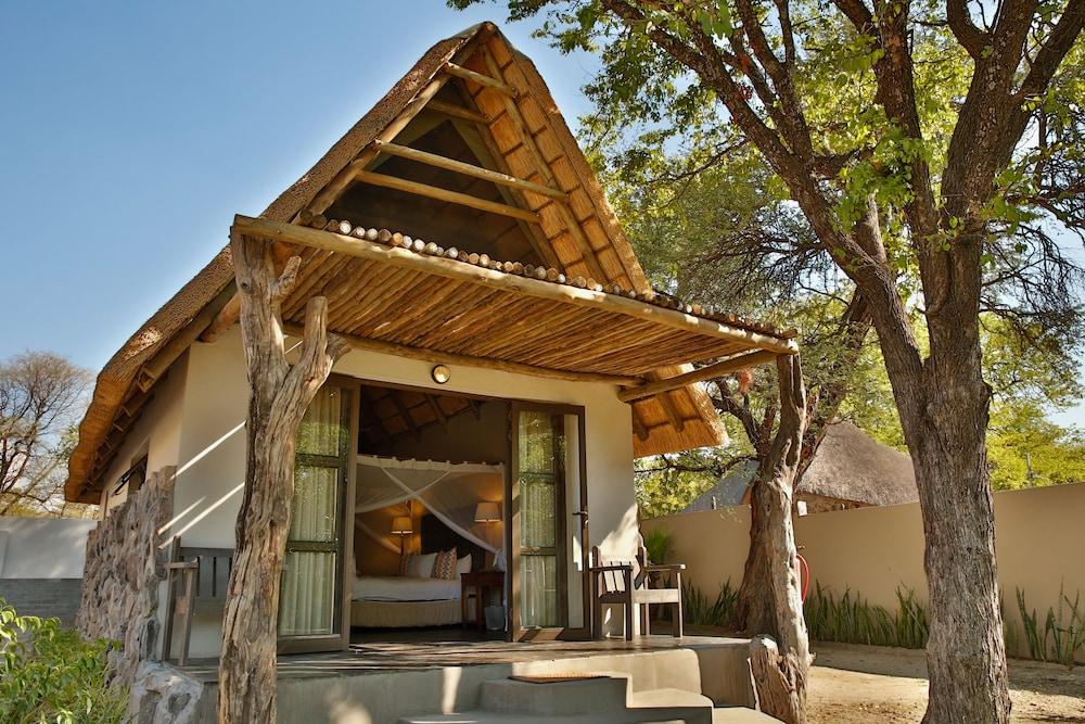 Thamalakane River Lodge Маун Экстерьер фото